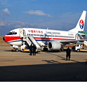 三亚凤凰机场快递航空快运业稳步发展的原因是什么？